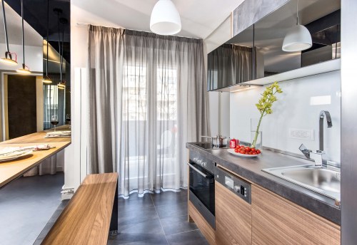 Beograd jednosobni apartmani na dan apartman A10 - kuhinja i balkon