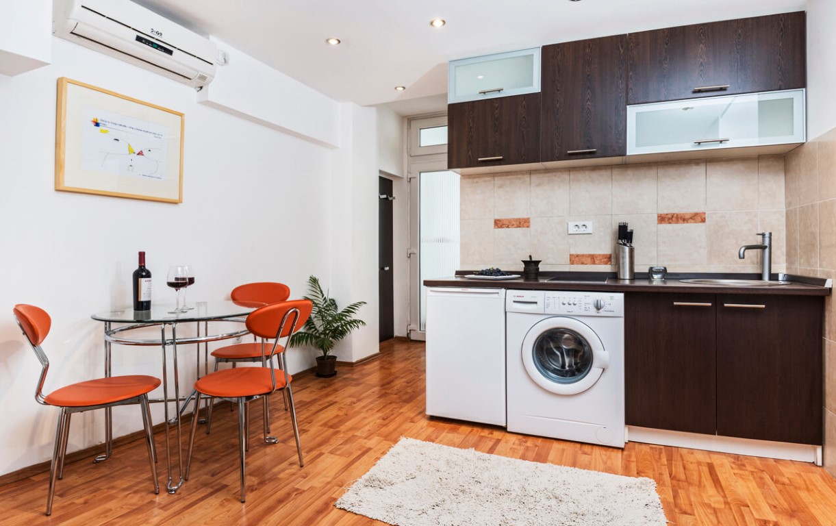 Apartmani Beograd | Najjeftiniji smeštaj | Apartman A0' - Kuhinja i trpezarija