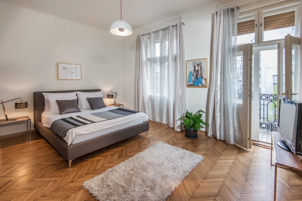 Apartmani Beograd | Smeštaj Beograd | Apartman A33 - Spavaća soba sa pogledom na terasu